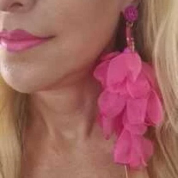 Pink Petal Earrings - Picture 11 of 12